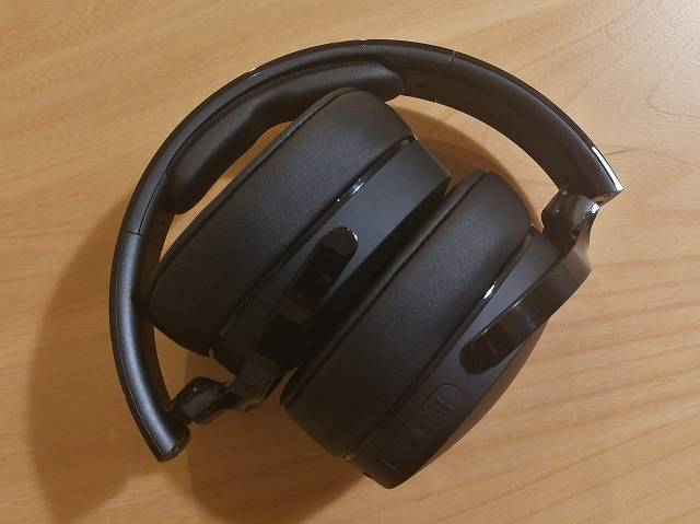 Skullcandy Hesh 3 折りたたんだ状態の画像