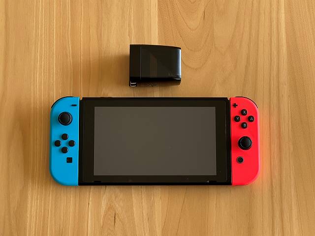 GENKI DockをNintendo Switchと比較した画像