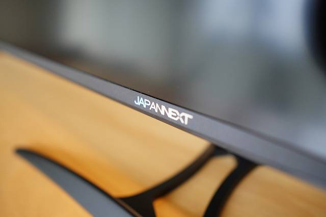 JAPANNEXT『JN-IPS320CUHDR-N』のロゴ部分拡大画像