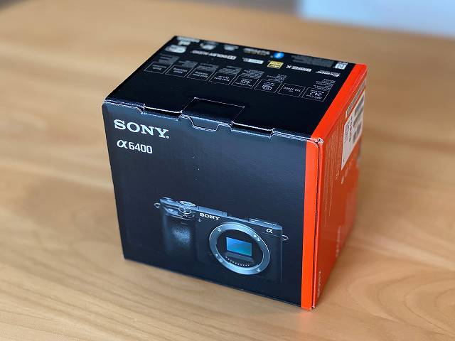 SONY α6400 の外箱画像