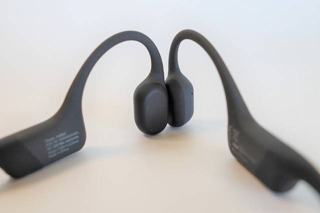 AfterShokz AEROPEX 本体の振動部の拡大画像