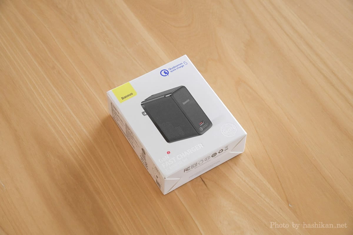 Baseus GaN2 Fast Charger の外箱